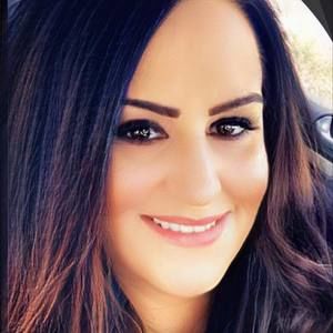 Meet your Posher, Enza